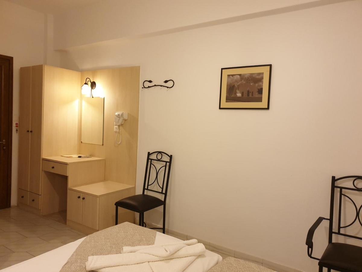 Sifnos Hotel Benaki Platis Gialos  Екстер'єр фото