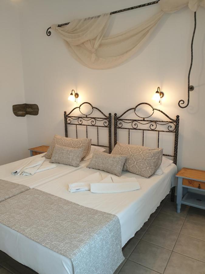 Sifnos Hotel Benaki Platis Gialos  Екстер'єр фото