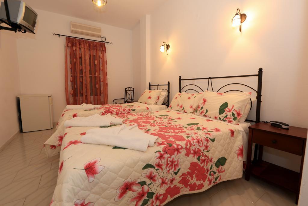 Sifnos Hotel Benaki Platis Gialos  Екстер'єр фото