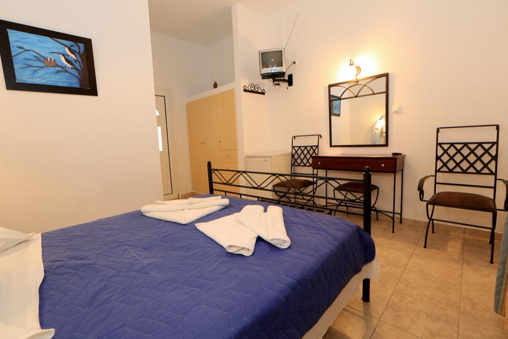 Sifnos Hotel Benaki Platis Gialos  Екстер'єр фото