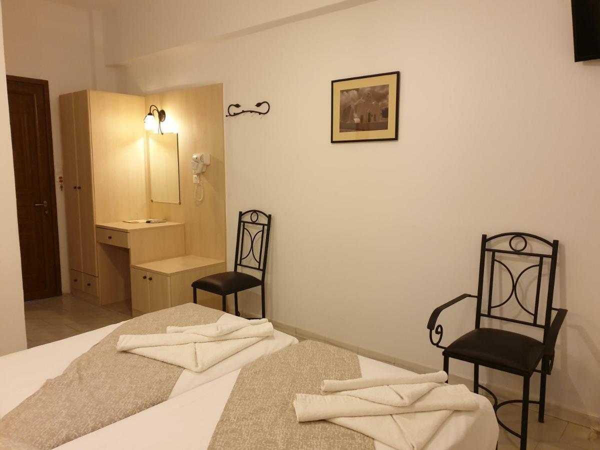 Sifnos Hotel Benaki Platis Gialos  Екстер'єр фото