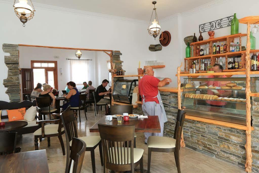 Sifnos Hotel Benaki Platis Gialos  Екстер'єр фото